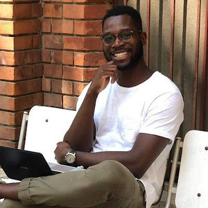 Meet your Posher, Oyin